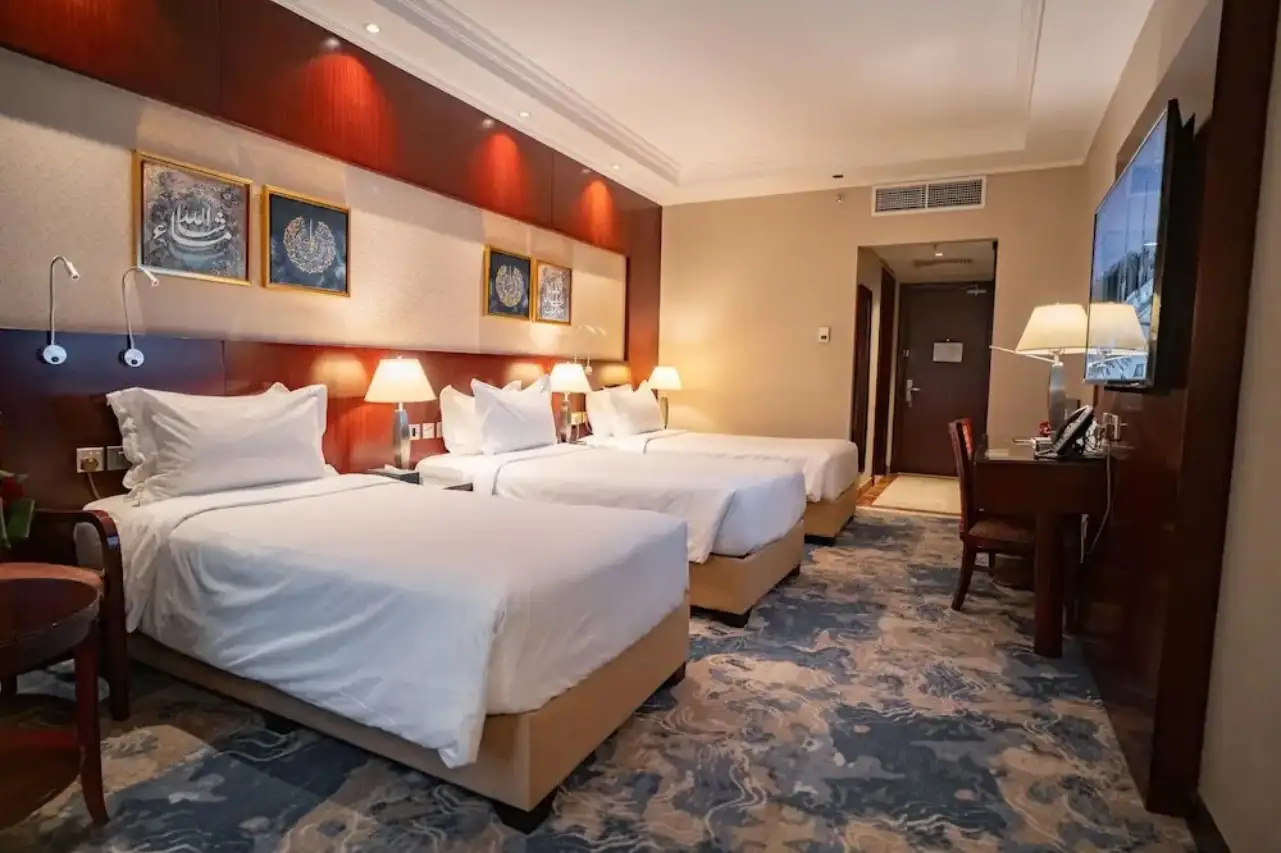 Emaar Royal Hotel Al Madina - Package Umrah Triple Room