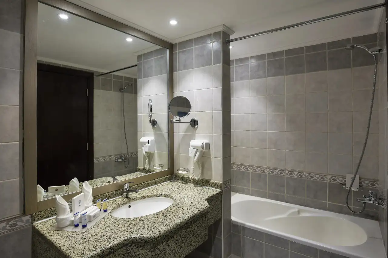Saja by Warwick Madinah Hotel - Package Umrah (1)